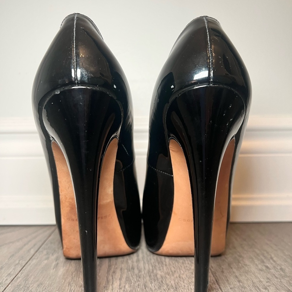 Brian Atwood Classic Black Heels - Picture 6 of 8